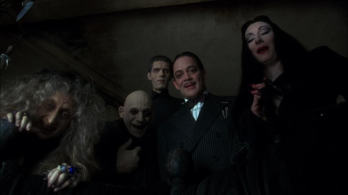 „Adamsų šeimos vertybės“ (Addams Family Values, 1993)